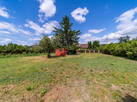 Prodej pozemku pro bydlení, 1 300 m²