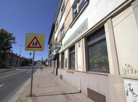 Pronájem - obchodní prostor, 90 m²