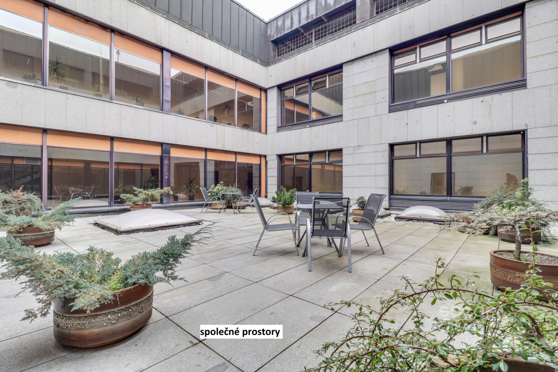 Pronájem kanceláře 33,45 m2 ulice Sokolovská