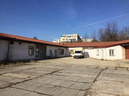 Pronájem skladovací prostor, 85 m²