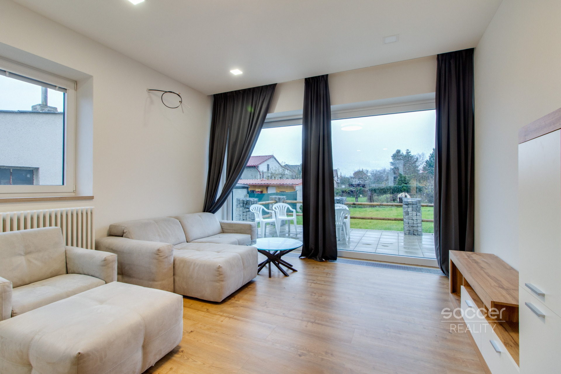 Pronájem krásného bytu 2+kk/zahrada, 60 m², ul. Dělnická, Nové Jirny