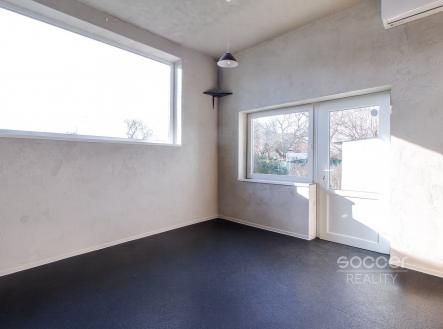 Pronájem obchodní prostor, 33 m²