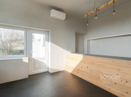 Pronájem obchodní prostor, 33 m²