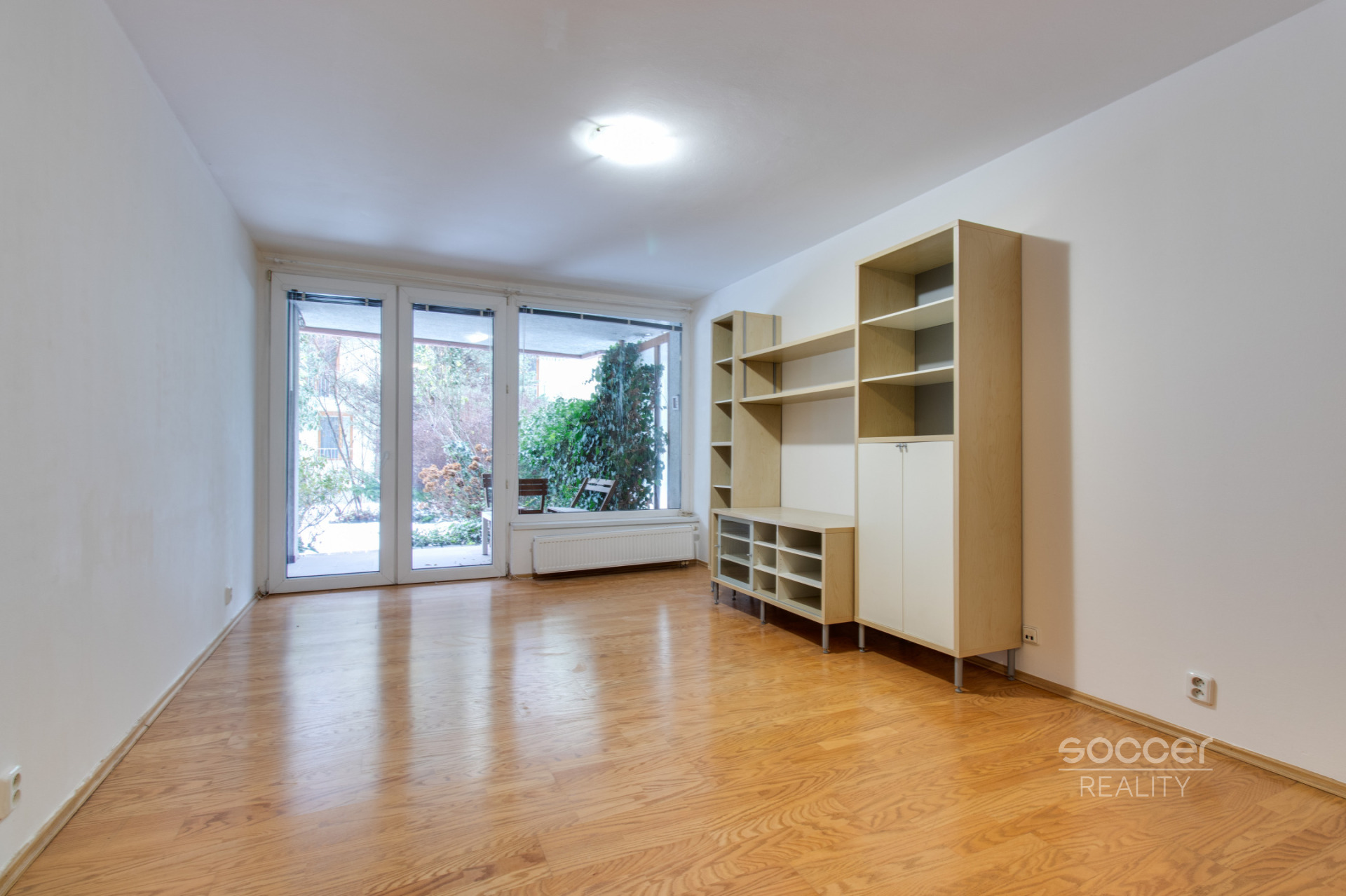 Pronájem bytu 2+kk/T/Z, 58 m², Praha 8 – Troja, ulice Vřesová.
