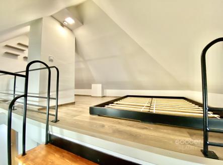 Pronájem bytu, 1+kk, 45 m²