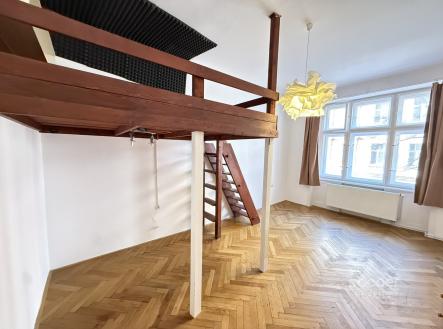 Pronájem bytu, 3+1, 110 m²