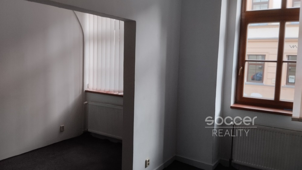 Pronájem kanceláře 22,65 m², Beroun, ul. Česká.