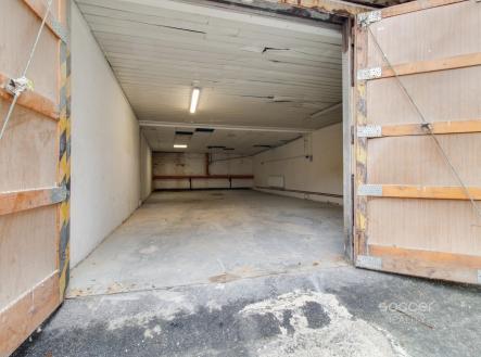 Pronájem skladovací prostor, 68 m²