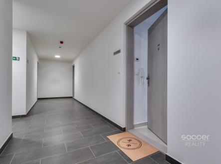 Pronájem bytu, 1+kk, 38 m²