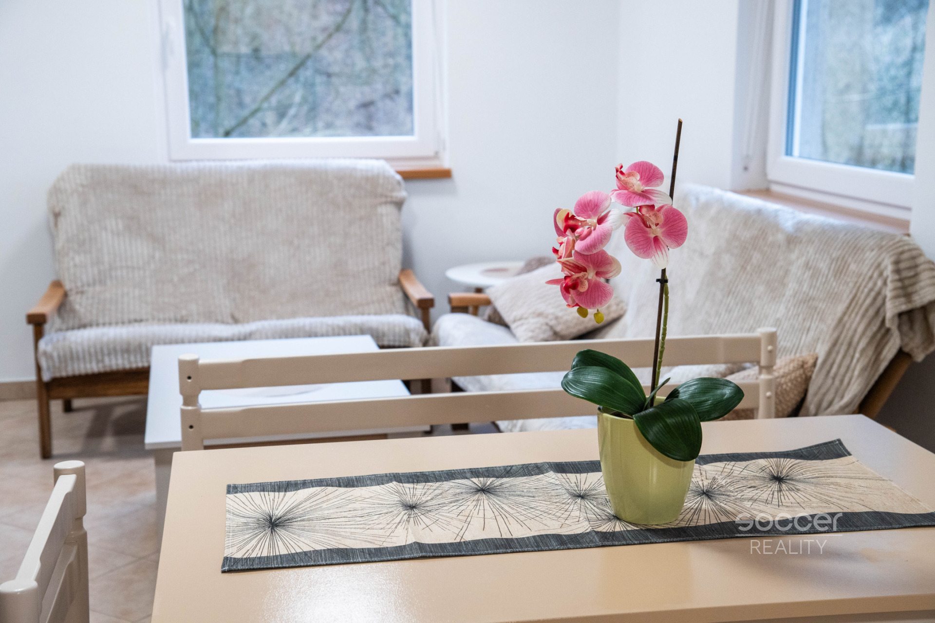 Pronájem rekreační chaty, Suhrovice, 16 km od Mladé Boleslavi.