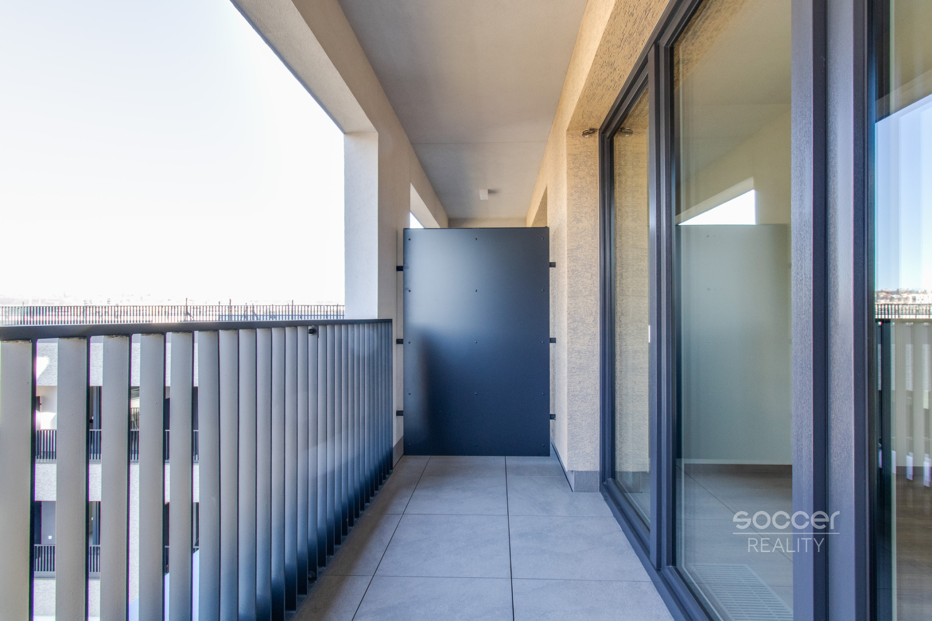 Pronájem bytu 1+kk/L/G, 32 m2, ul. Poděbradská, Praha 9 - Hloubětín.