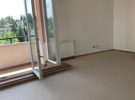 Pronájem bytu, 1+kk, 36 m²