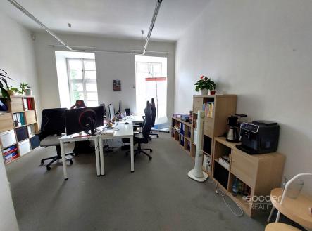 Pronájem kanceláře, 108 m²