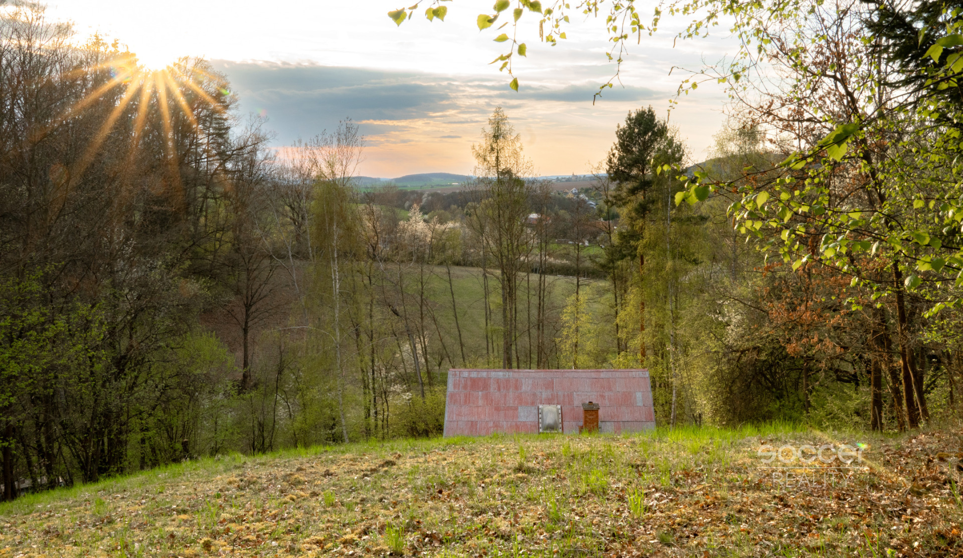Pronájem rekreační chaty, Suhrovice, 16 km od Mladé Boleslavi.