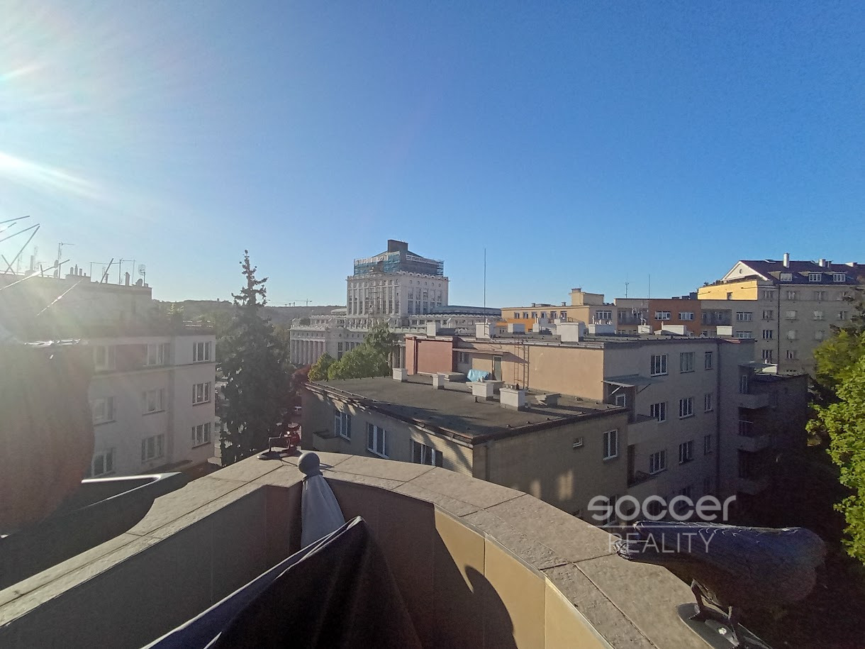 Pronájem bytu 1+kk, 20 m2, Praha 4 - Podolí, ul. Pravá.