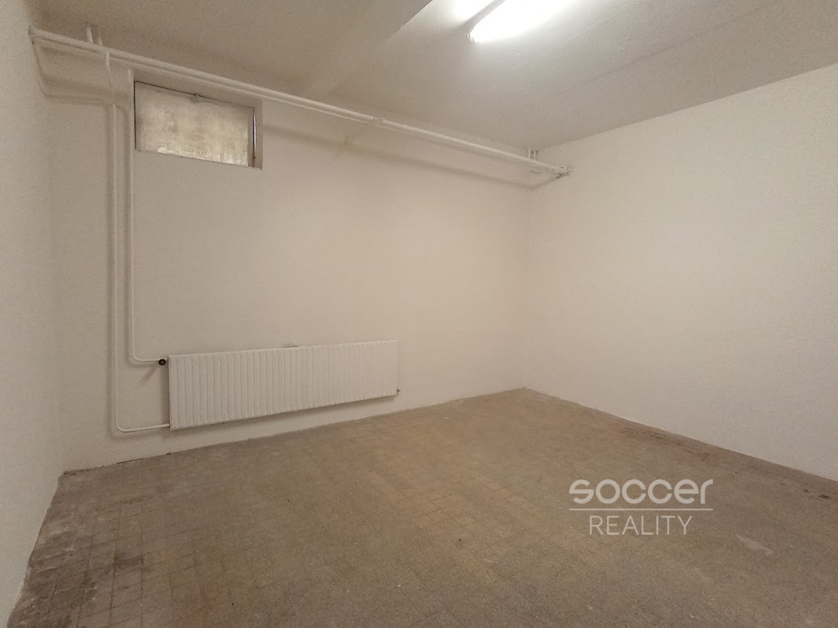 Pronájem skladu, 20 m2, Praha 10 - Dolní Měcholupy, ul. Ke Kablu.