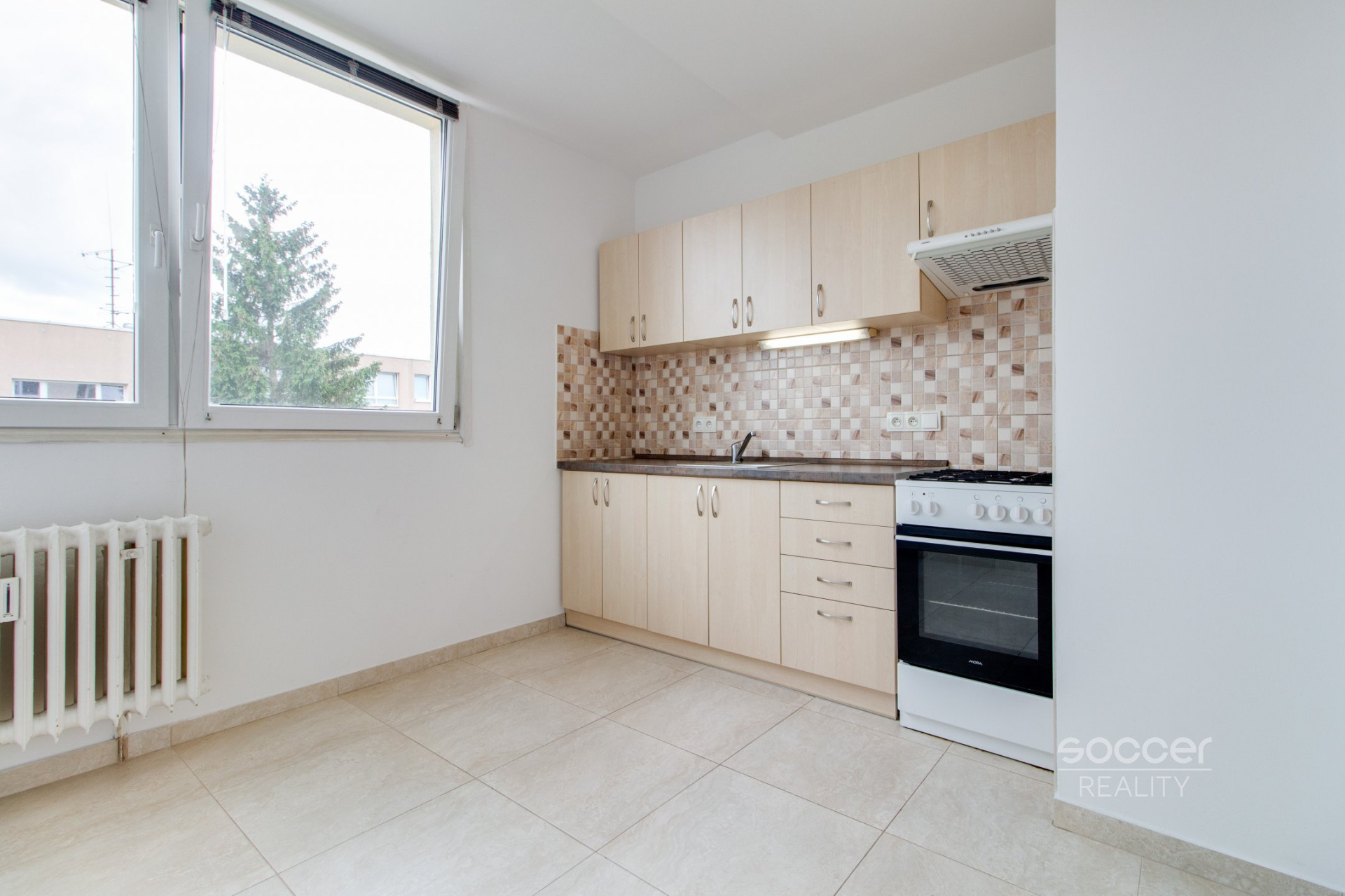 Pronájem velmi pěkného bytu 1+1/sklep, 34 m2, ul. Josefa Mánesa, Nymburk. 