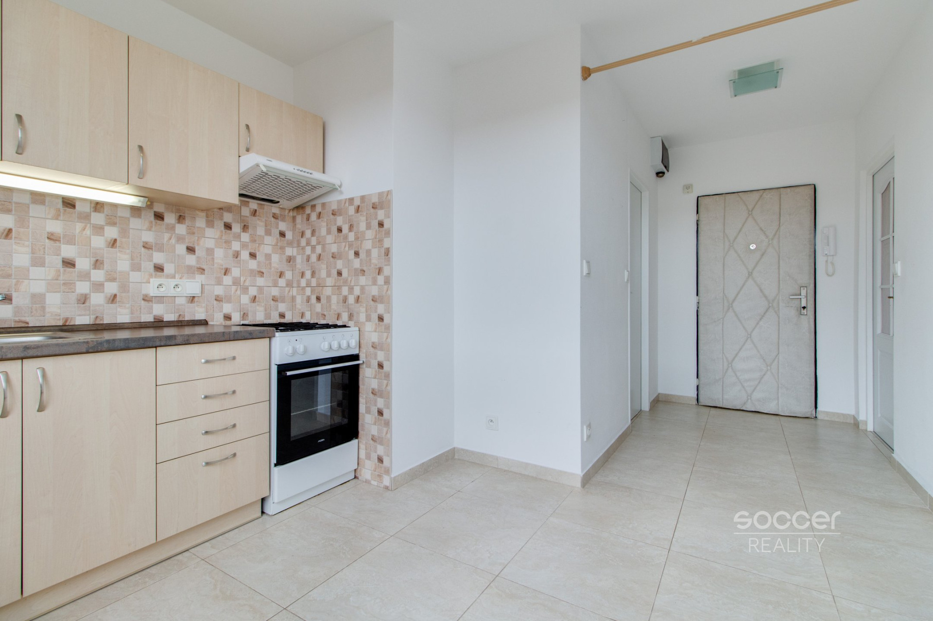 Pronájem velmi pěkného bytu 1+1/sklep, 34 m2, ul. Josefa Mánesa, Nymburk. 