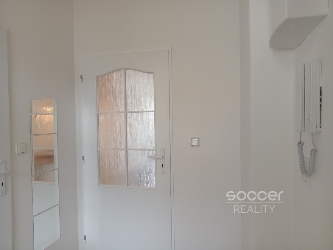 Pronájem bytu 1+kk, 32 m2, Praha 3 - Žižkov, ul. Chlumova.