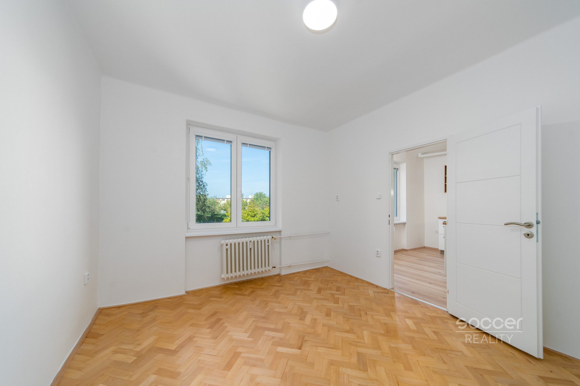 Pronájem bytu 2+1/B/S, 53 m2, Praha 3 - Žižkov, ul. Pod Lipami.