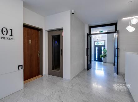 Pronájem bytu, 1+kk, 36 m²