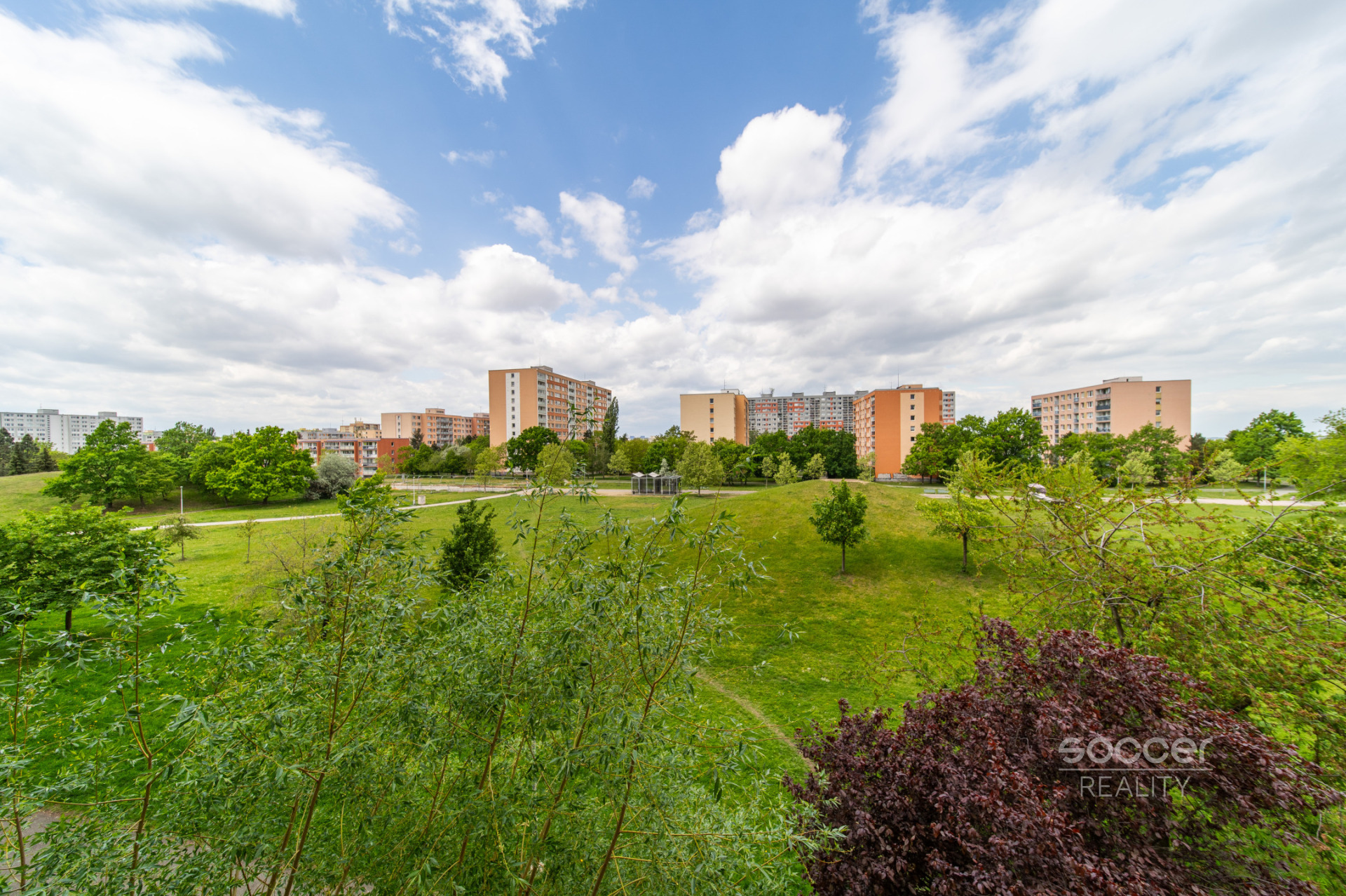 Pronájem bytu 3+1/L/S, 70 m2, Praha 4 - Háje, Konstantinova