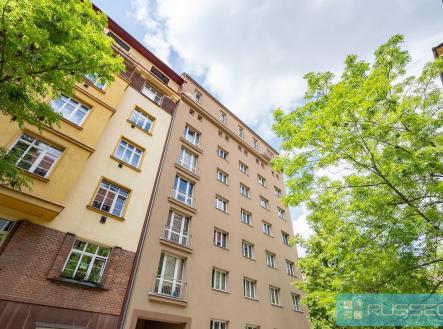 Pronájem bytu, 1+1, 58 m²