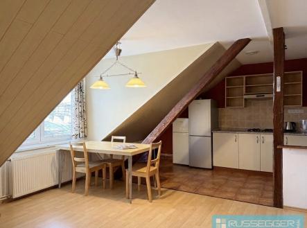 Pronájem bytu, 3+kk, 94 m²