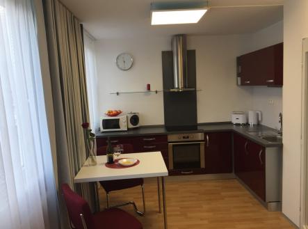 Pronájem bytu, 1+kk, 36 m² obrázek