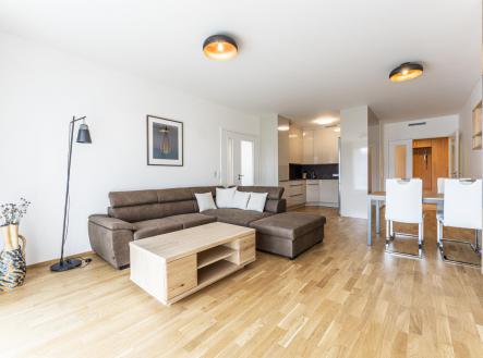 Pronájem bytu, 3+kk, 92 m²