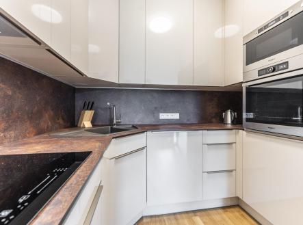 Pronájem bytu, 3+kk, 92 m²