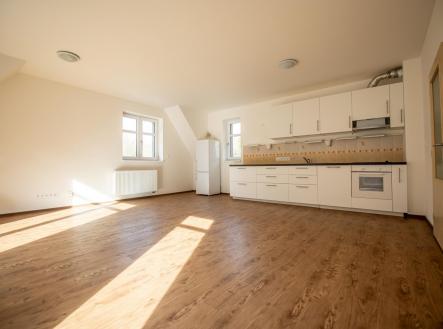 Pronájem bytu, 4+kk, 130 m²