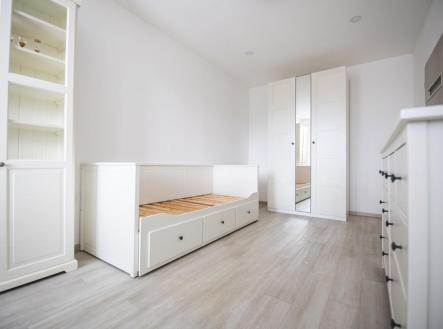 Pronájem bytu, 2+kk, 45 m²