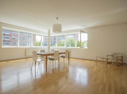 Pronájem bytu, 3+1, 100 m²