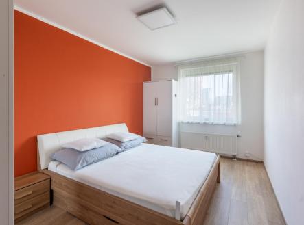 Pronájem bytu, 2+kk, 48 m²
