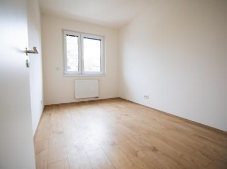 Pronájem bytu, 3+kk, 72 m²