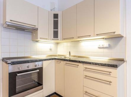 Pronájem bytu, 2+kk, 43 m²