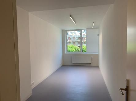 Pronájem kanceláře, 18 m²
