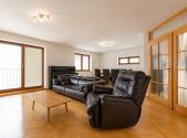 Pronájem domu/vily, 262 m²