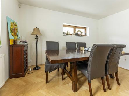 Pronájem domu/vily, 262 m²