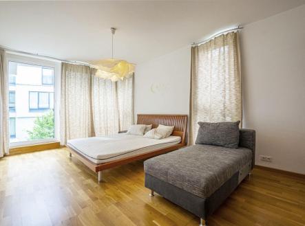 Pronájem bytu, 2+kk, 72 m²