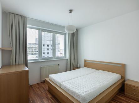 Pronájem bytu, 3+kk, 82 m²