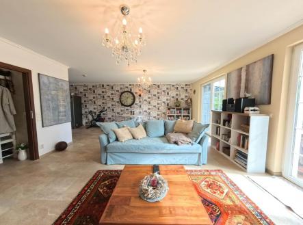 Pronájem domu/vily, 200 m²