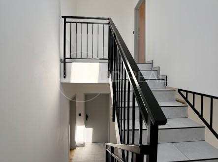 Pronájem bytu, 2+kk, 51 m²