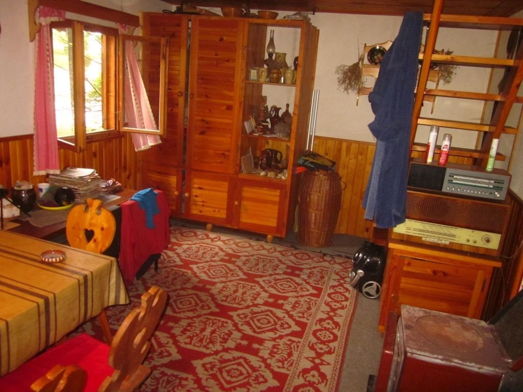 Dražby chaty 49 m², Mladošovice