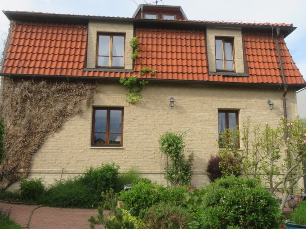 Dražby rodinného domu 221 m², Benešov