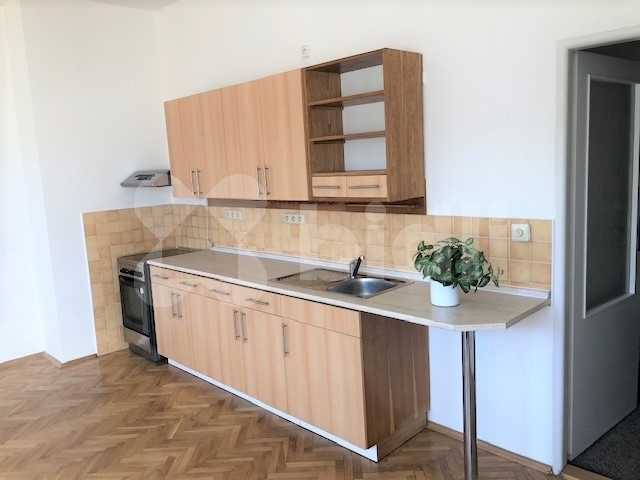 Pronájem bytu 1+kk, 32 m2 + 6 m2 balkón, Kouřimská ul., Praha 3 - Vinohrady