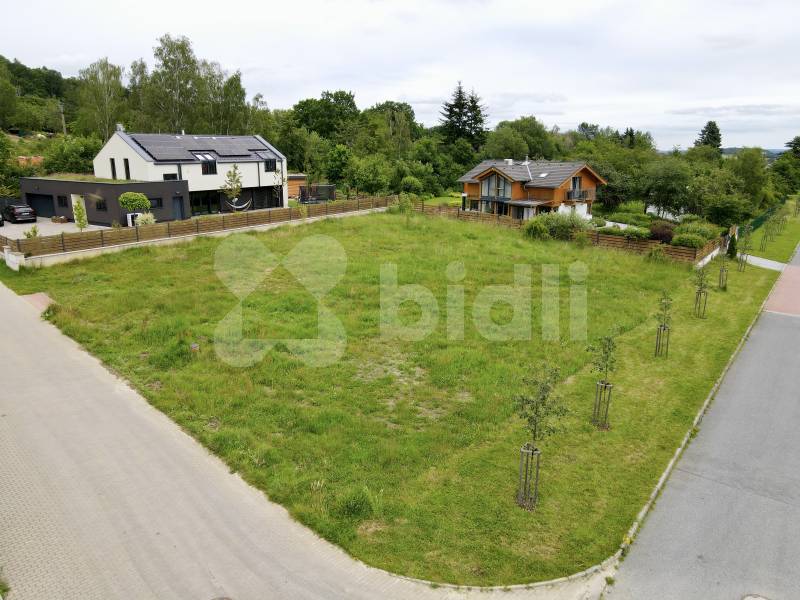 Prodej stavebního pozemku 1235m2, Mníšek pod Brdy