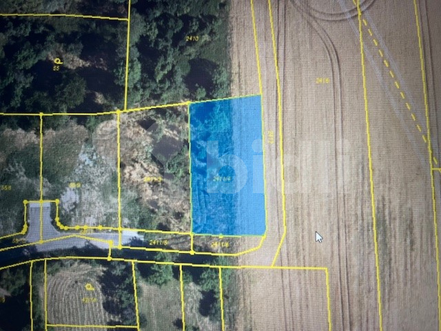 Prodej staveb. pozemku 1122 m2, Tuchlovice, okr. Kladno, 20 min. Praha