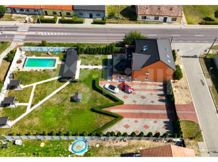 Prodej - penzion, 350 m²